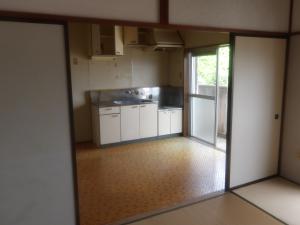 栄町住宅57-6号室